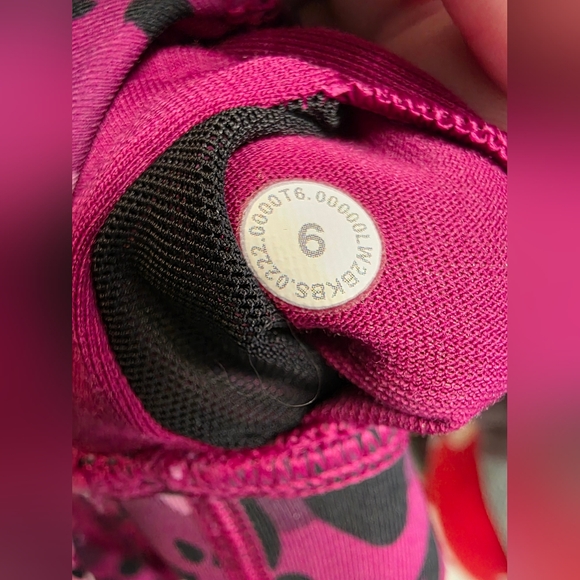 Lululemon Pink Leopard Print Sports Bra - Picture 4 of 4